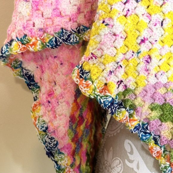 Triangle Shawl‎ Wrap Scarf Handmade Crocheted  Bright Colors Pink Yellow Blues - Picture 8 of 11